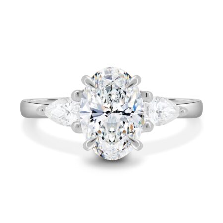 Amara - Trellis Set Oval Trilogy