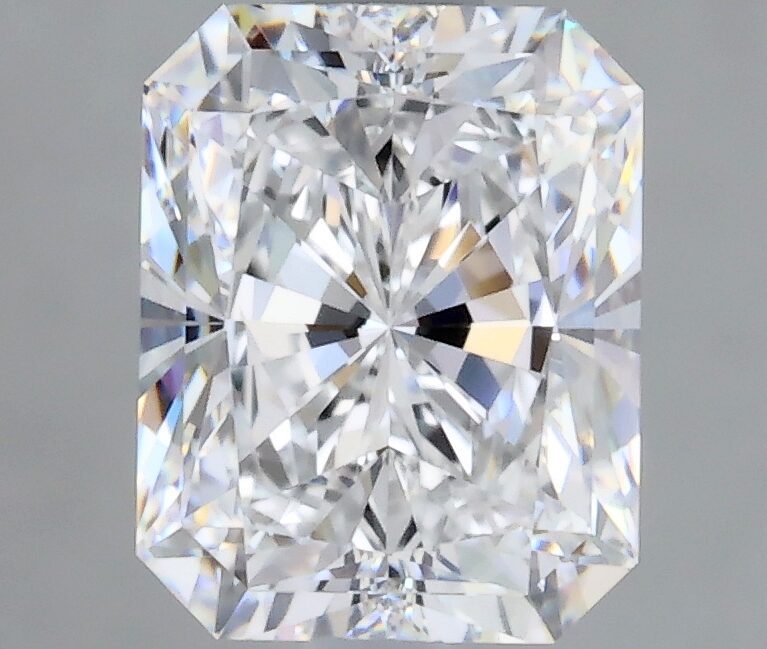 D~E Color Radiant Lab Grown Diamond
